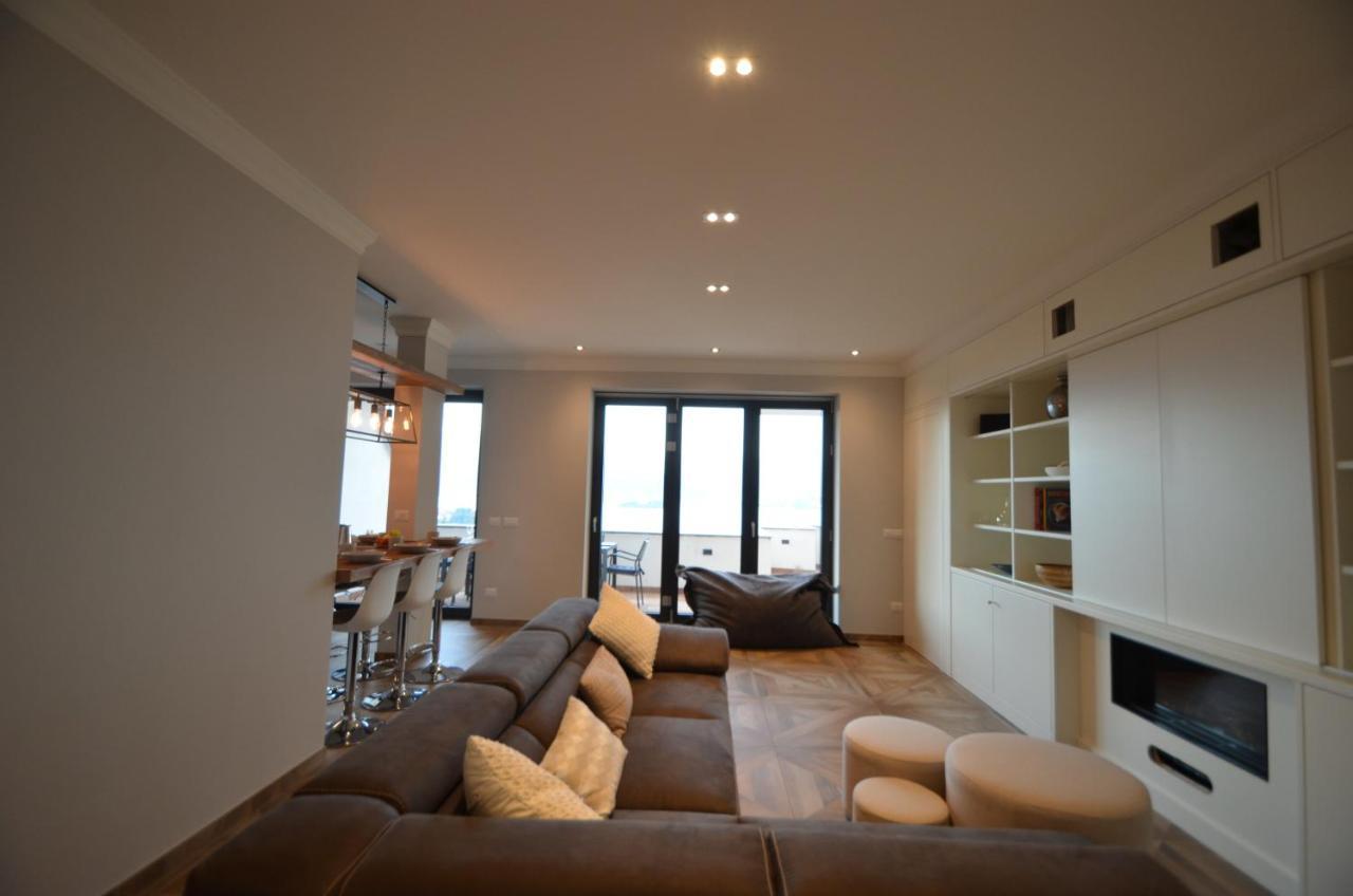 Le Terrazze, Via Selvalunga 1, Apartment